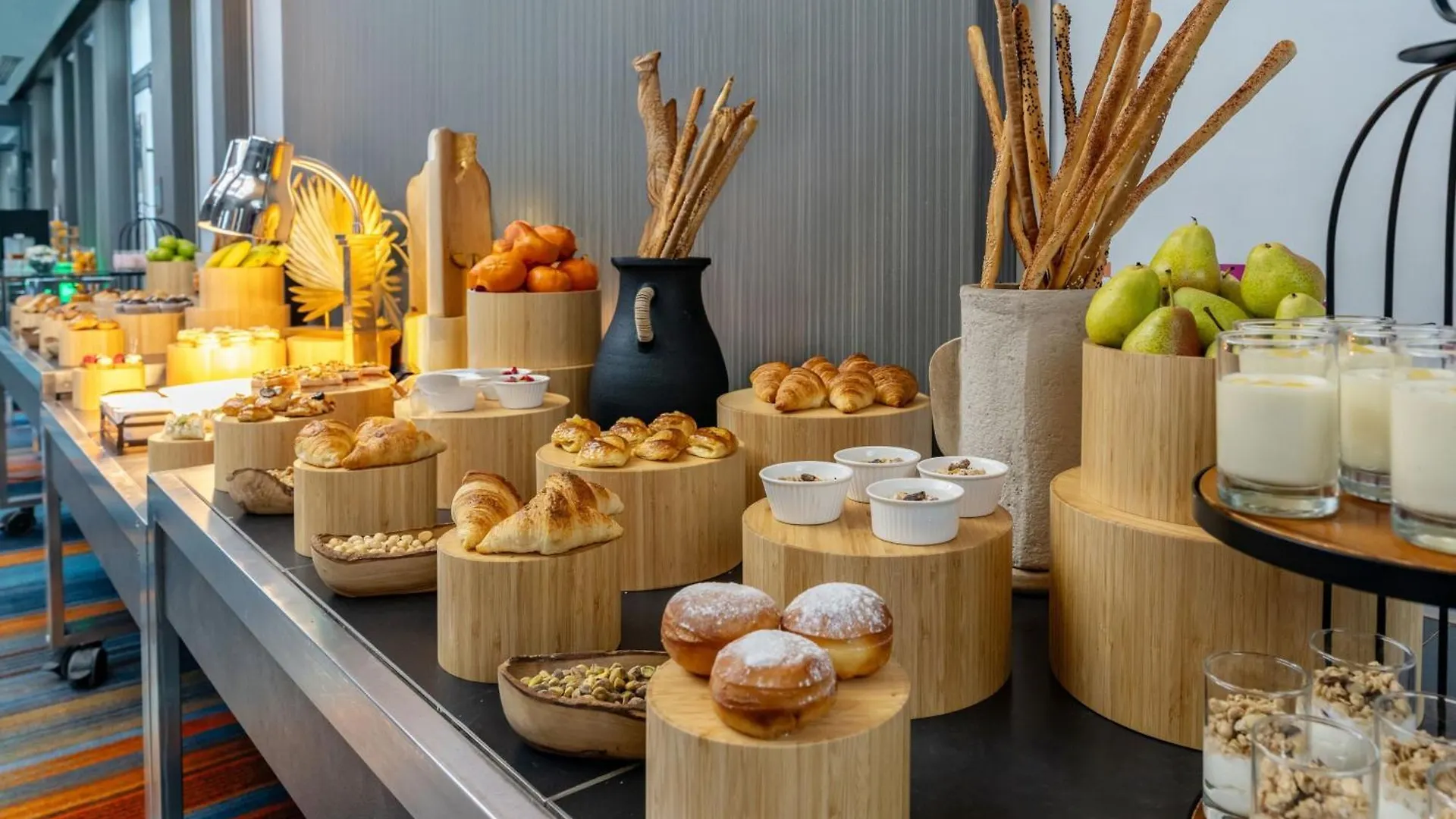 Aloft Riyadh Hotel